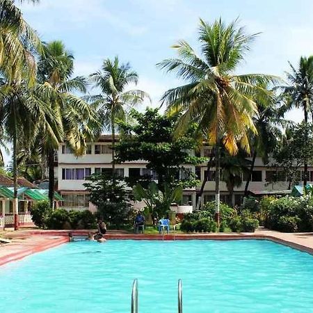 Colmar Beach Resort Маджорда Екстериор снимка