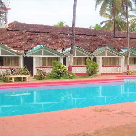 Colmar Beach Resort Маджорда Екстериор снимка