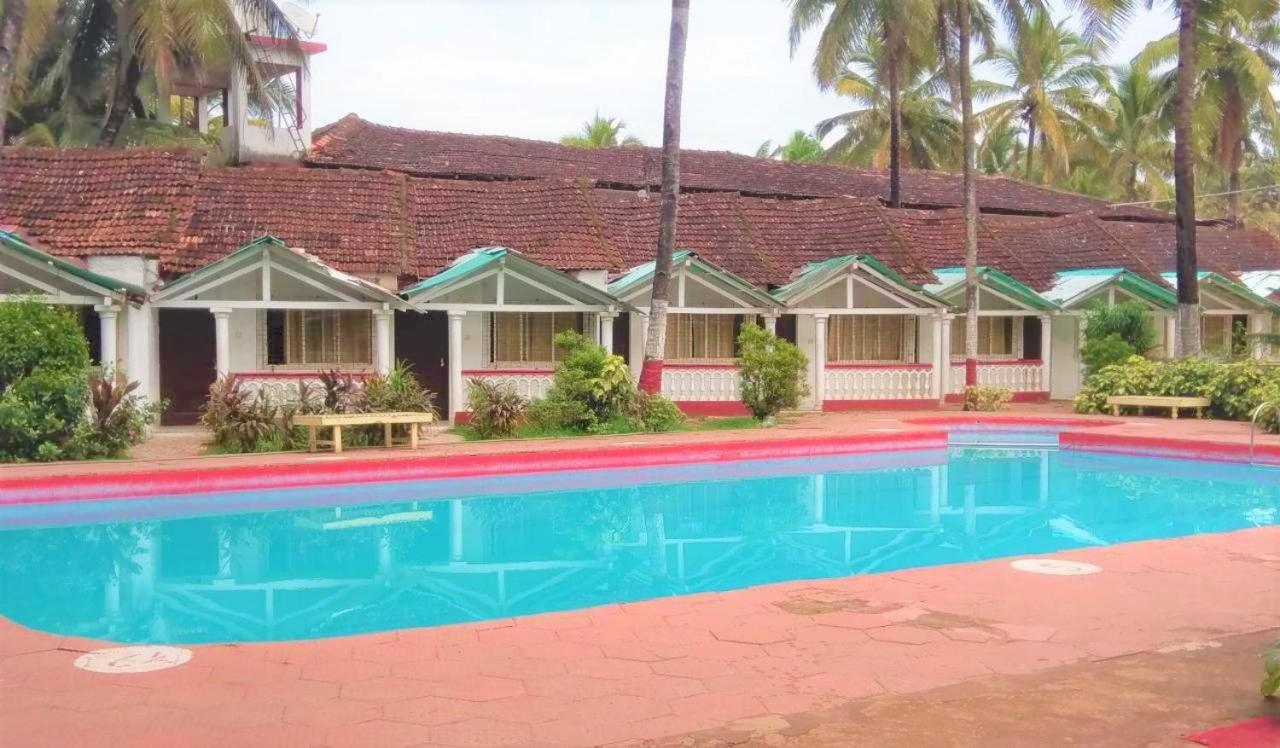 Colmar Beach Resort Маджорда Екстериор снимка
