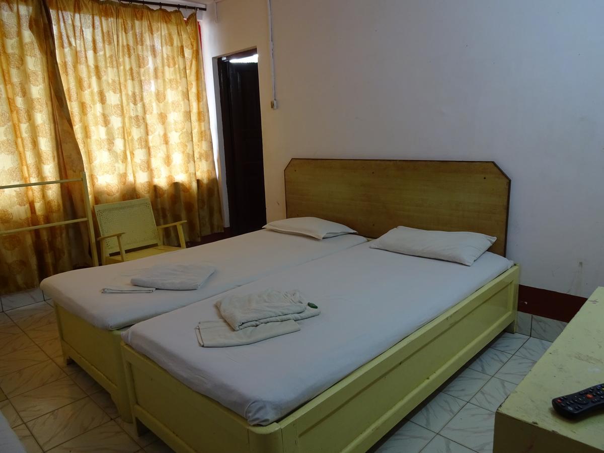 Colmar Beach Resort Маджорда Екстериор снимка
