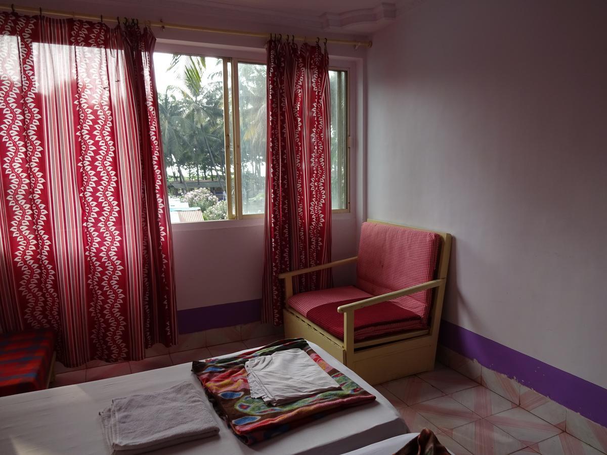 Colmar Beach Resort Маджорда Екстериор снимка