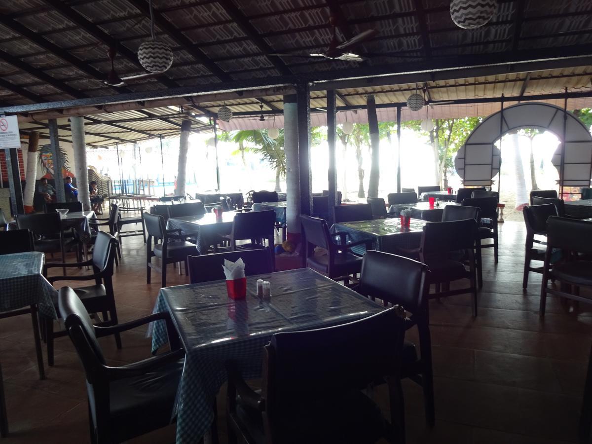 Colmar Beach Resort Маджорда Екстериор снимка